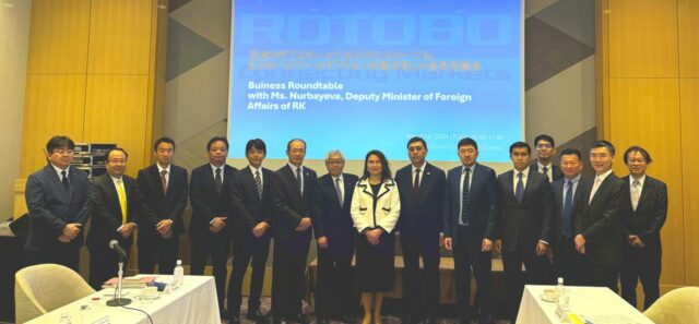 Japan-Kazakhstan roundtable