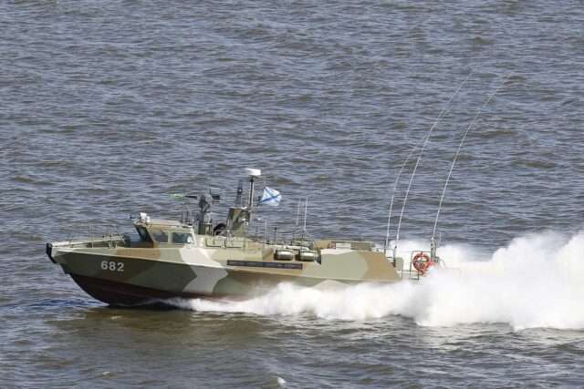 Russia's naval patrol boat "Raptor"